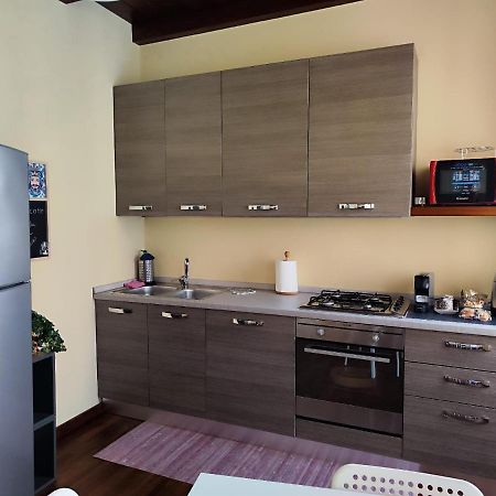 Daisy Apartment In Centro A 코모 외부 사진