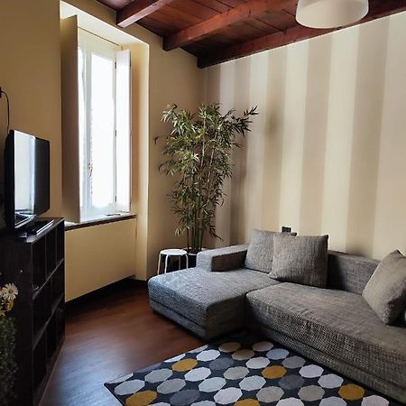Daisy Apartment In Centro A 코모 외부 사진