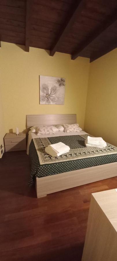 Daisy Apartment In Centro A 코모 외부 사진