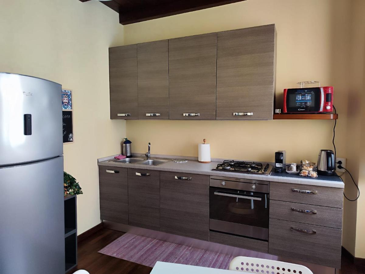 Daisy Apartment In Centro A 코모 외부 사진